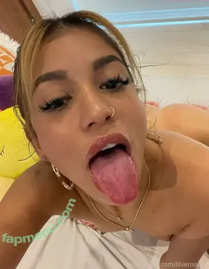 Lilveronicar / Veronica Rodriguez / vrodlive nude photo #0994