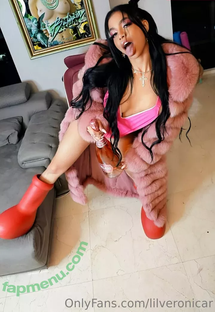 Lilveronicar nude photo #0311 (Veronica Rodriguez / vrodlive)