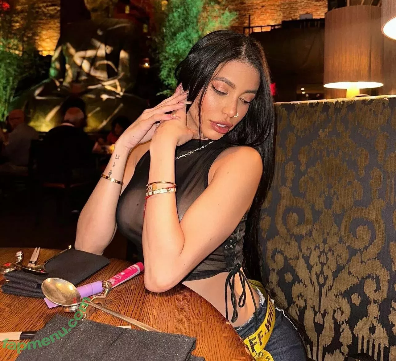 Lilveronicar nude photo #0335 (Veronica Rodriguez / vrodlive)