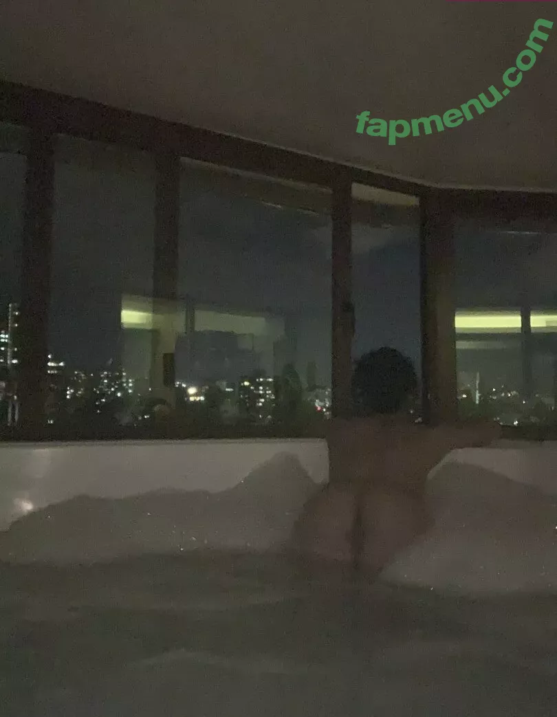 Lilveronicar nude photo #0451 (Veronica Rodriguez / vrodlive)