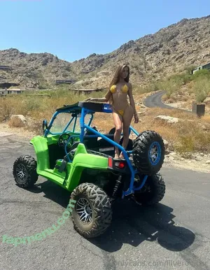 Lilveronicar / Veronica Rodriguez / vrodlive nude photo #1013