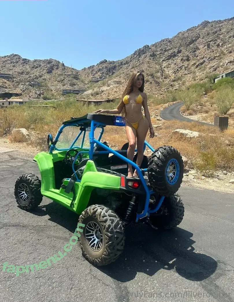 Lilveronicar nude photo #1013 (Veronica Rodriguez / vrodlive)