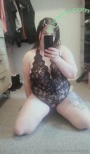 lilwhitebitch / lxlwhxtebxtch nude photo #0016