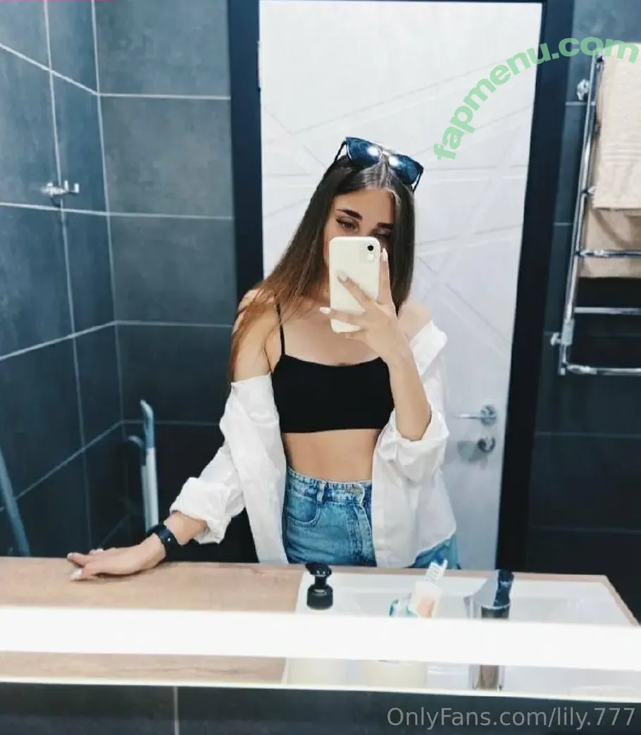 lily.777 nude photo #0155 (lily.tumann)