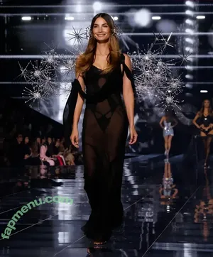 Lily Aldridge / lilyaldridge nude photo #0158