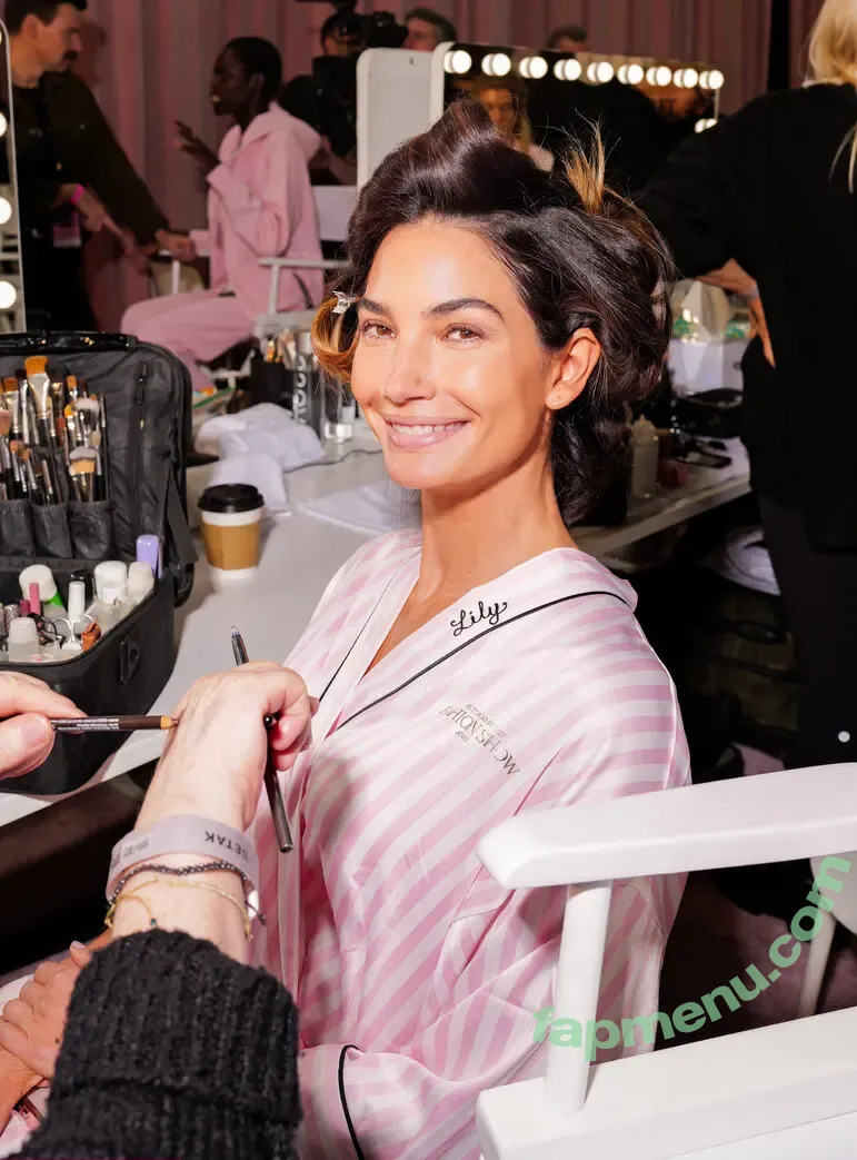 Lily Aldridge nude photo #0216 (lilyaldridge)