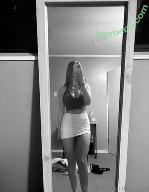  nude photo #0003