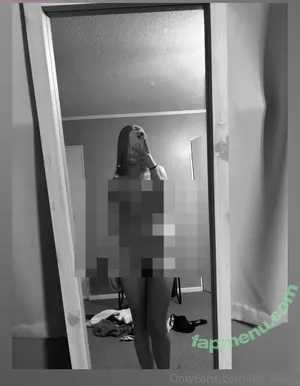  nude photo #0004