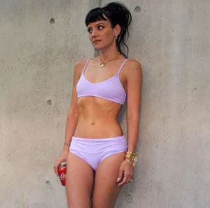 Lily Allen / lilyallen nude photo #0001