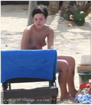 Lily Allen / lilyallen nude photo #0010