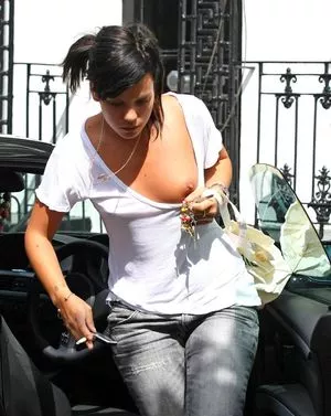 Lily Allen / lilyallen nude photo #0029