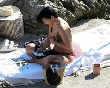 Lily Allen / lilyallen nude photo #0085