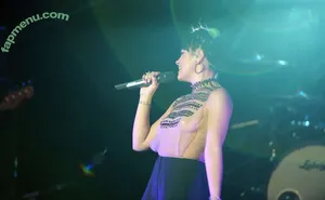 Lily Allen / lilyallen nude photo #0653