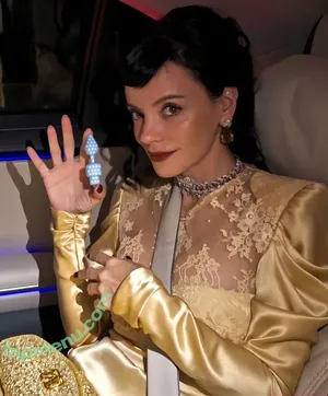Lily Allen / lilyallen nude photo #0993
