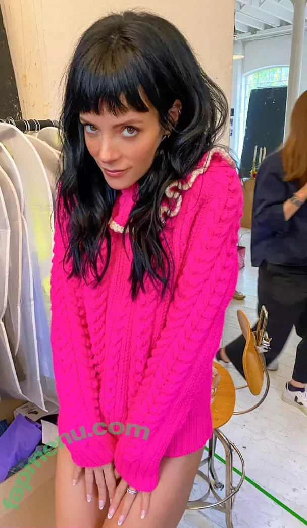Lily Allen nude photo #0003 (lilyallen)