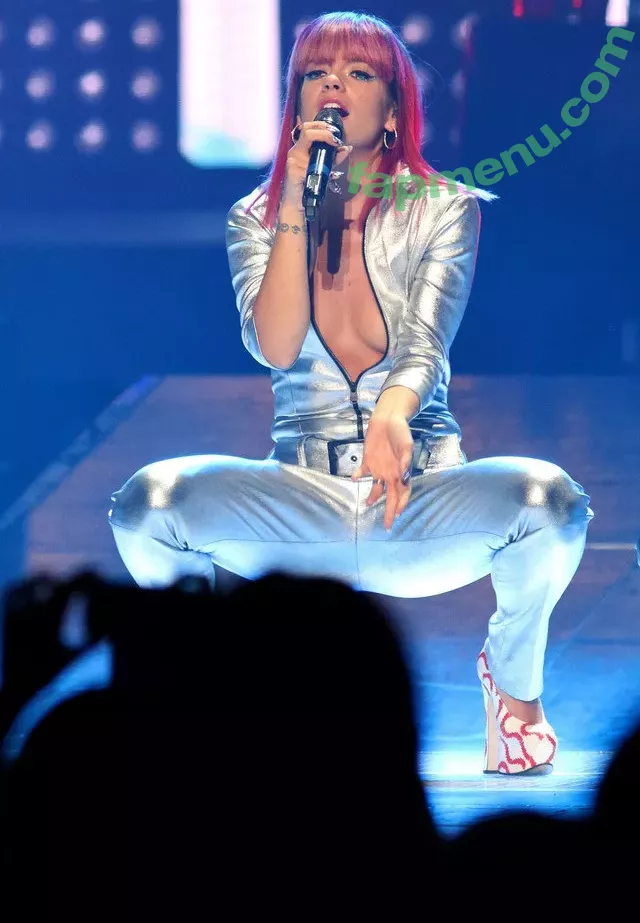 Lily Allen nude photo #0043 (lilyallen)