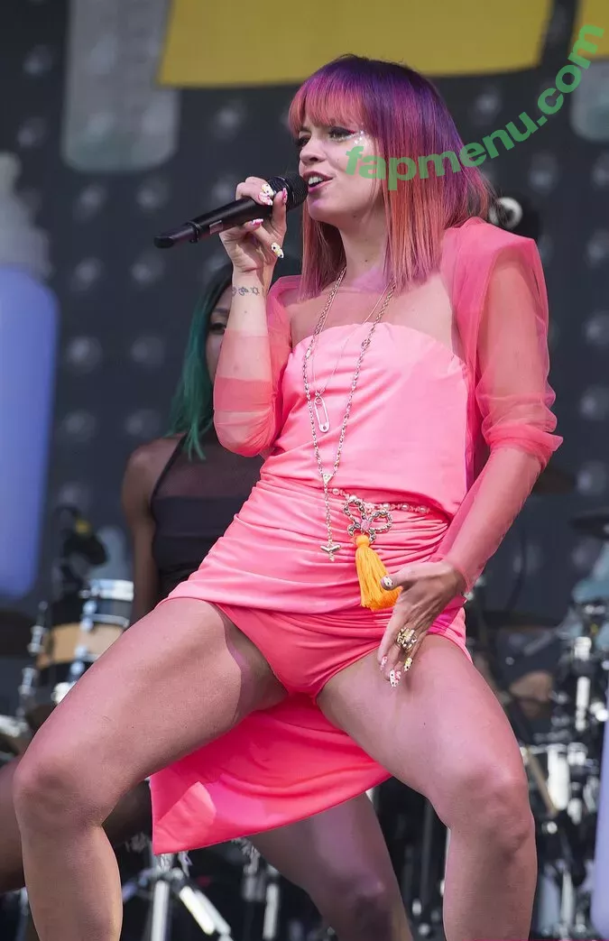 Lily Allen nude photo #0476 (lilyallen)