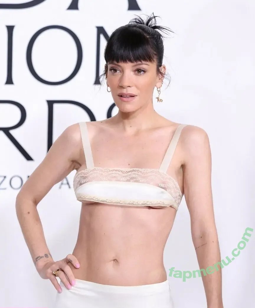 Lily Allen nude photo #0792 (lillyallen819 / lilyallen)