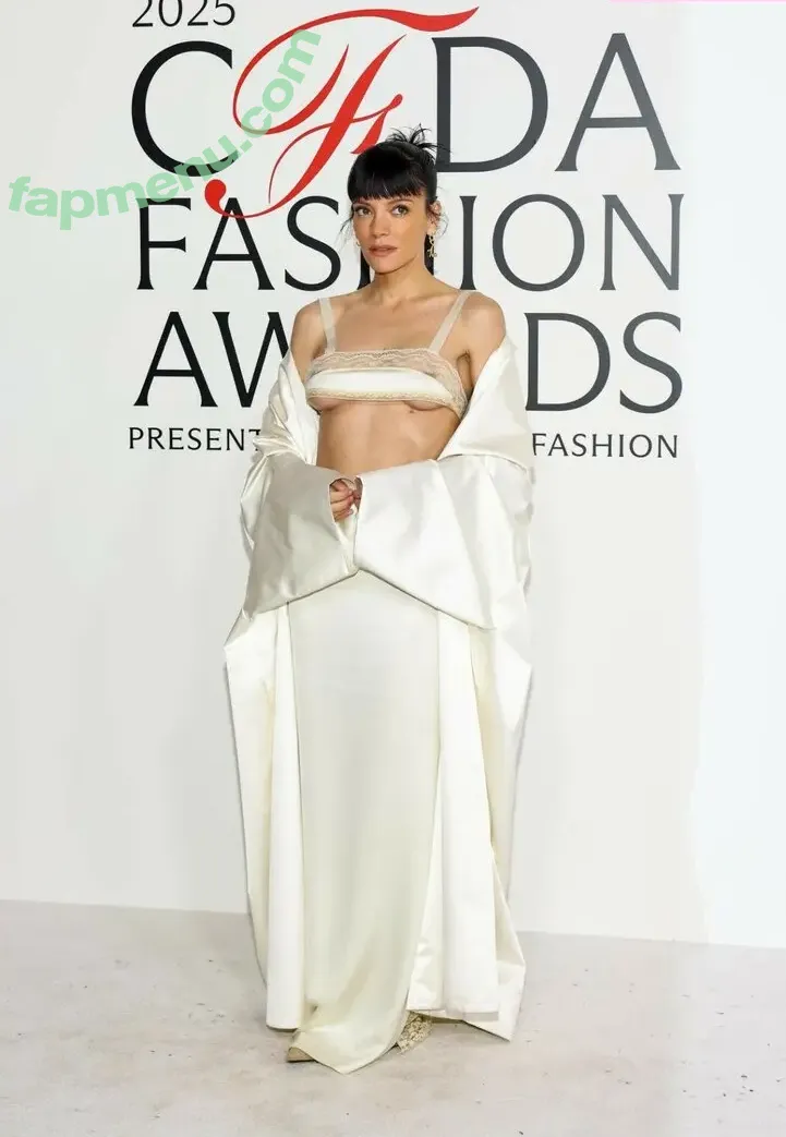 Lily Allen nude photo #0793 (lillyallen819 / lilyallen)