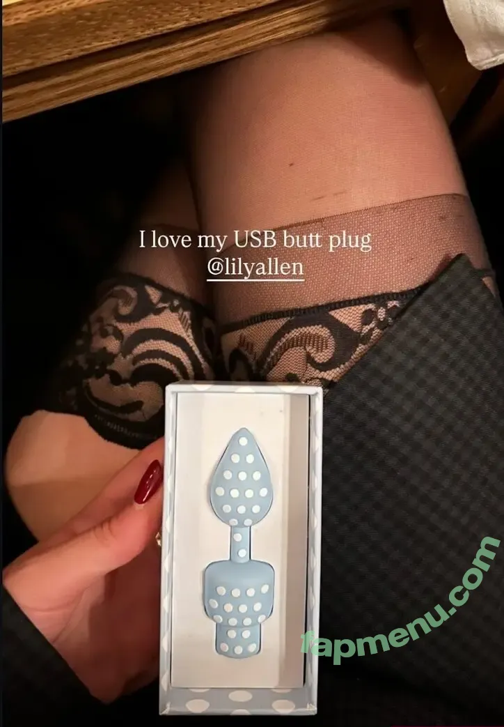 Lily Allen nude photo #0798 (lillyallen819 / lilyallen)