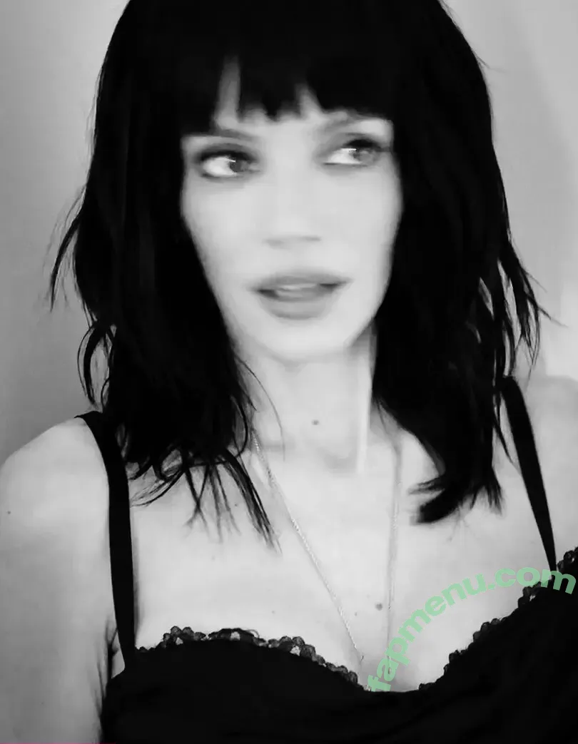 Lily Allen nude photo #0944 (lillyallen819 / lilyallen)