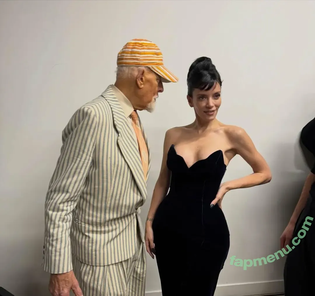 Lily Allen nude photo #0966 (lillyallen819 / lilyallen)