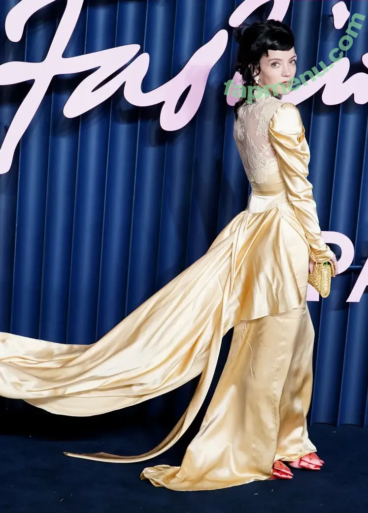 Lily Allen nude photo #0984 (lillyallen819 / lilyallen)