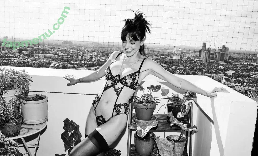 Lily Allen nude photo #0994 (lilyallen)