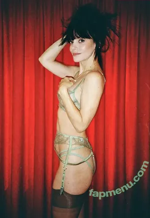 Lily Allen / lilyallen nude photo #1004