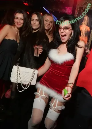 Lily Allen / lilyallen nude photo #1112