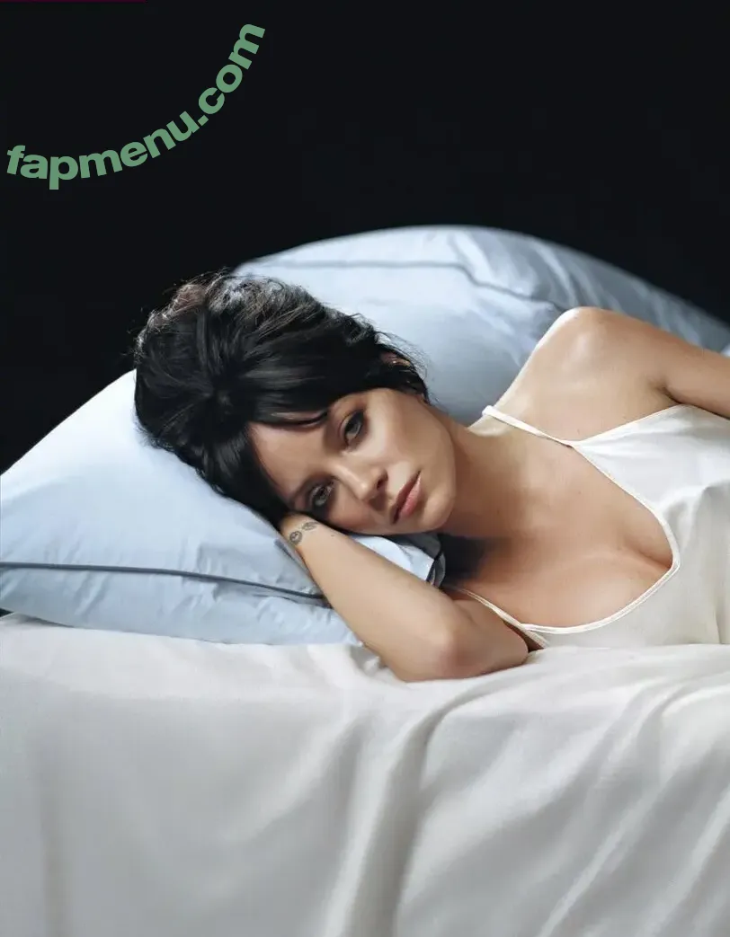 Lily Allen nude photo #1024 (lilyallen)