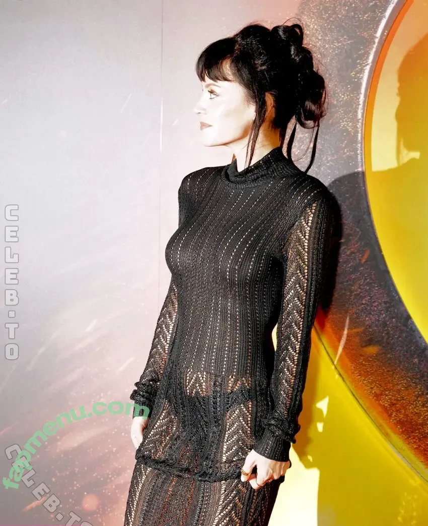 Lily Allen nude photo #1077 (lilyallen)