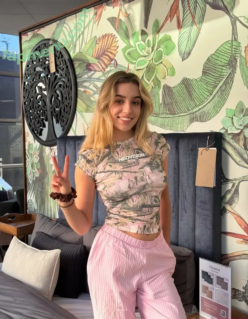 lily_annn nude photo #0061 (lily_annn)