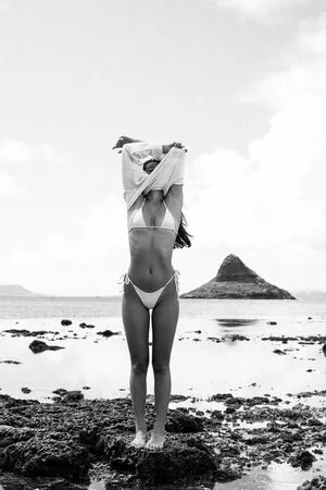 Lily Chee / LilyChee nude photo #0076