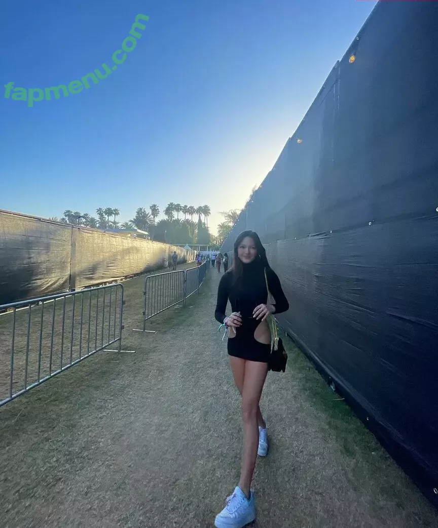 Lily Chee nude photo #0017 (LilyChee)