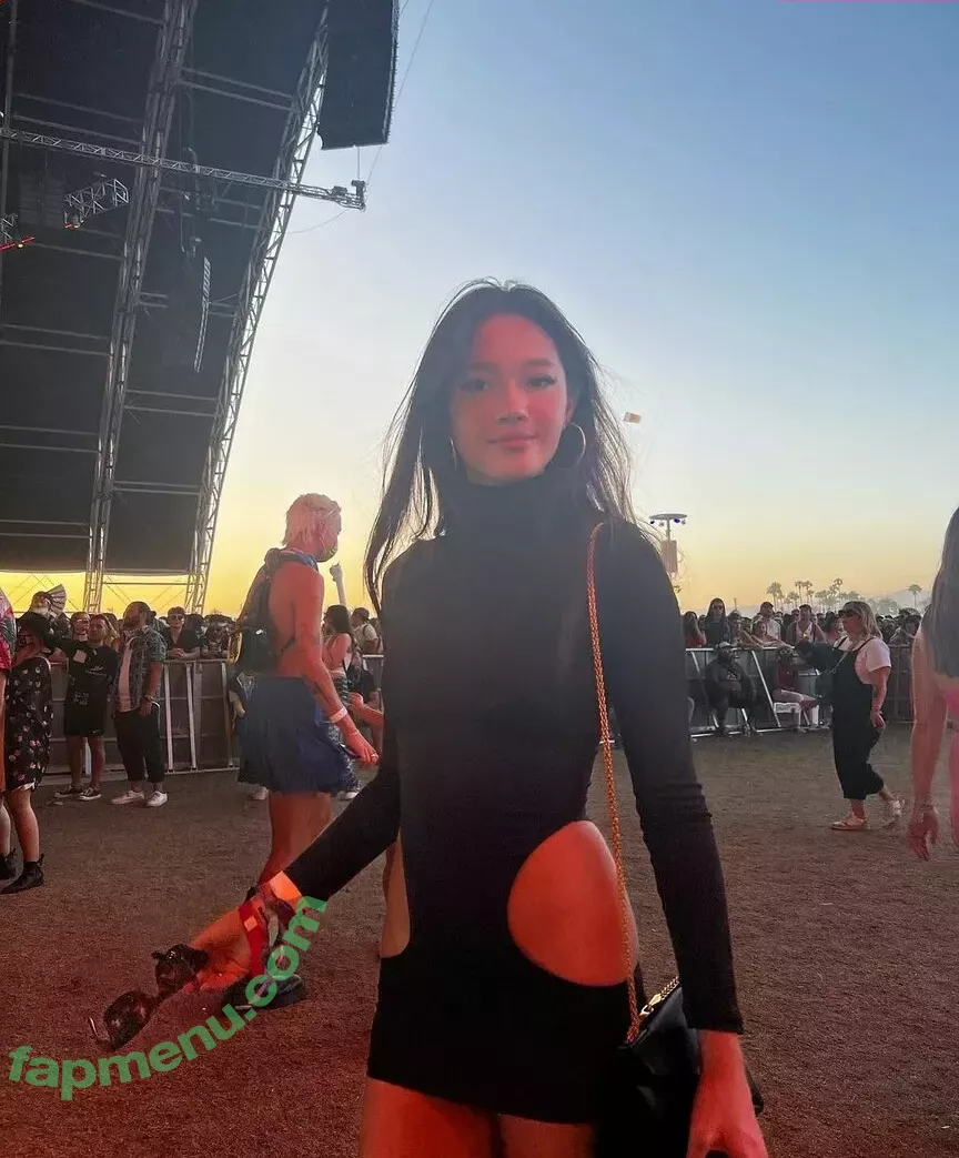 Lily Chee nude photo #0019 (LilyChee)