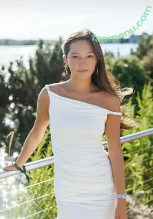 Lily Chee / lilychee nude photo #1122
