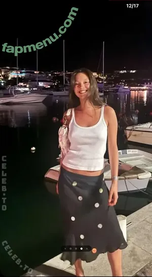 Lily Chee / LilyChee nude photo #1170