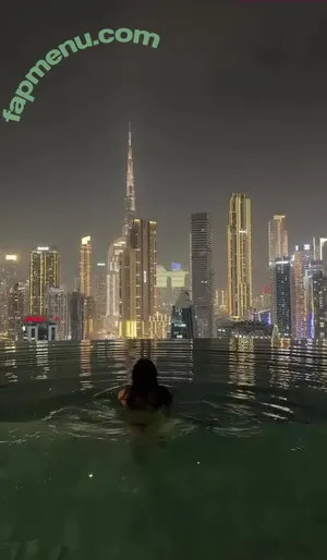 Lily Chee / LilyChee nude photo #1186