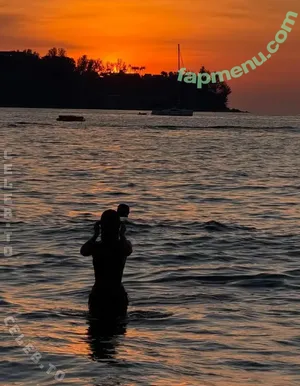 Lily Chee / LilyChee nude photo #1223