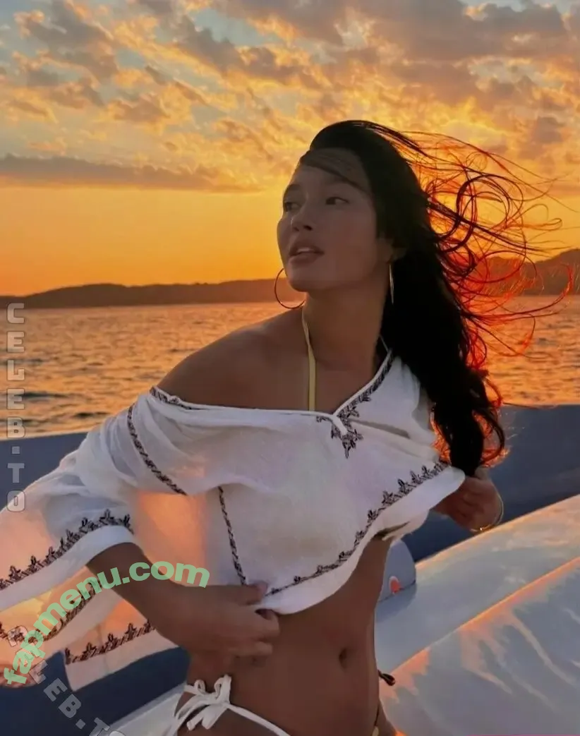 Lily Chee nude photo #1176 (LilyChee)