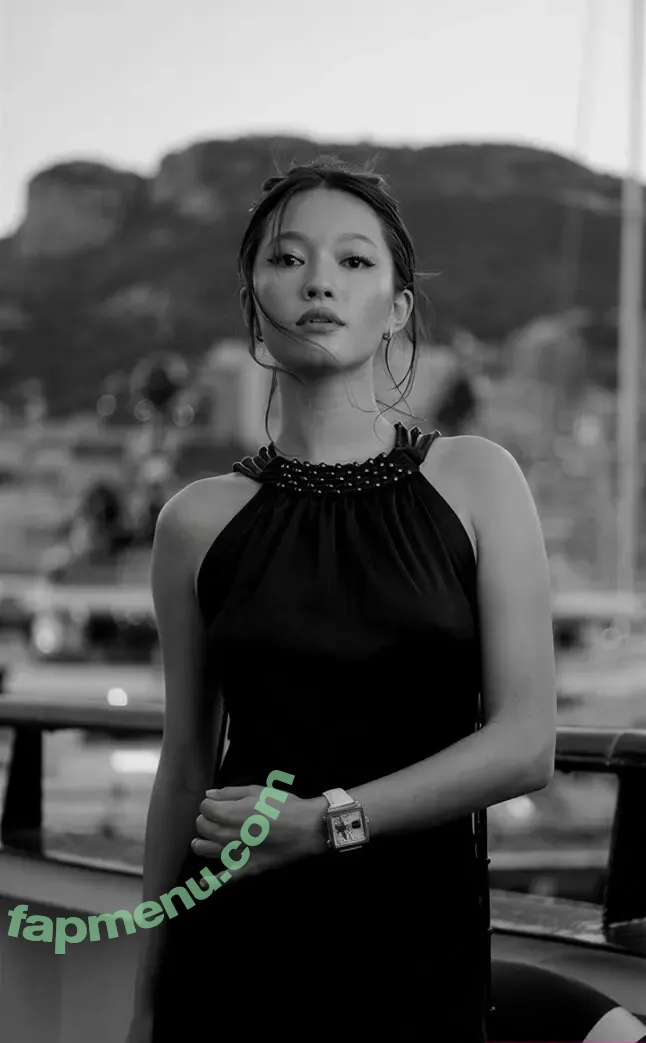 Lily Chee nude photo #1206 (LilyChee)