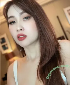 Lily Chong / lilychong19 nude photo #0016