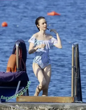 Lily Collins / lilyjcollins nude photo #1141
