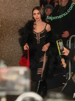 Lily Collins / lily_collins / lilyjcollins nude photo #1333