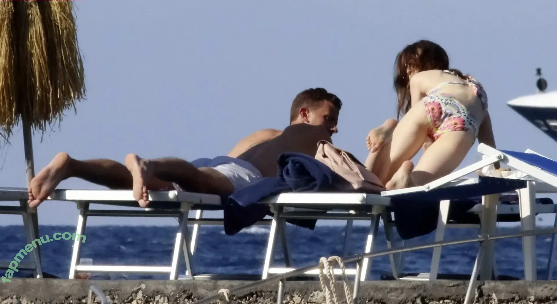 Lily Collins nude photo #1169 (lilyjcollins)