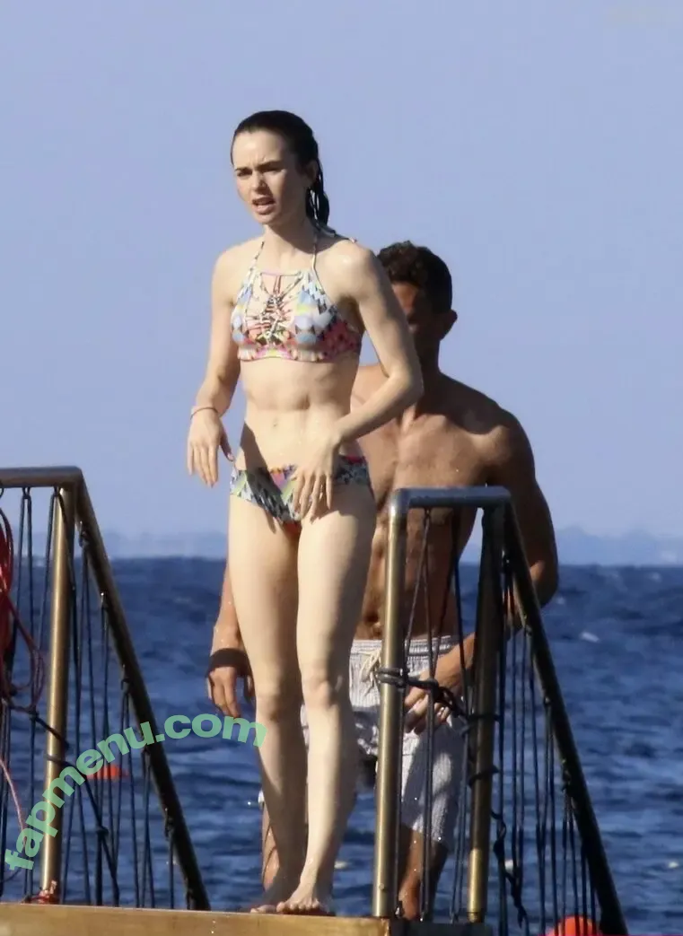 Lily Collins nude photo #1175 (lilyjcollins)