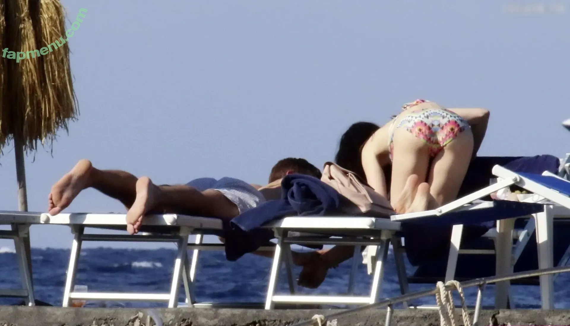 Lily Collins nude photo #1177 (lilyjcollins)