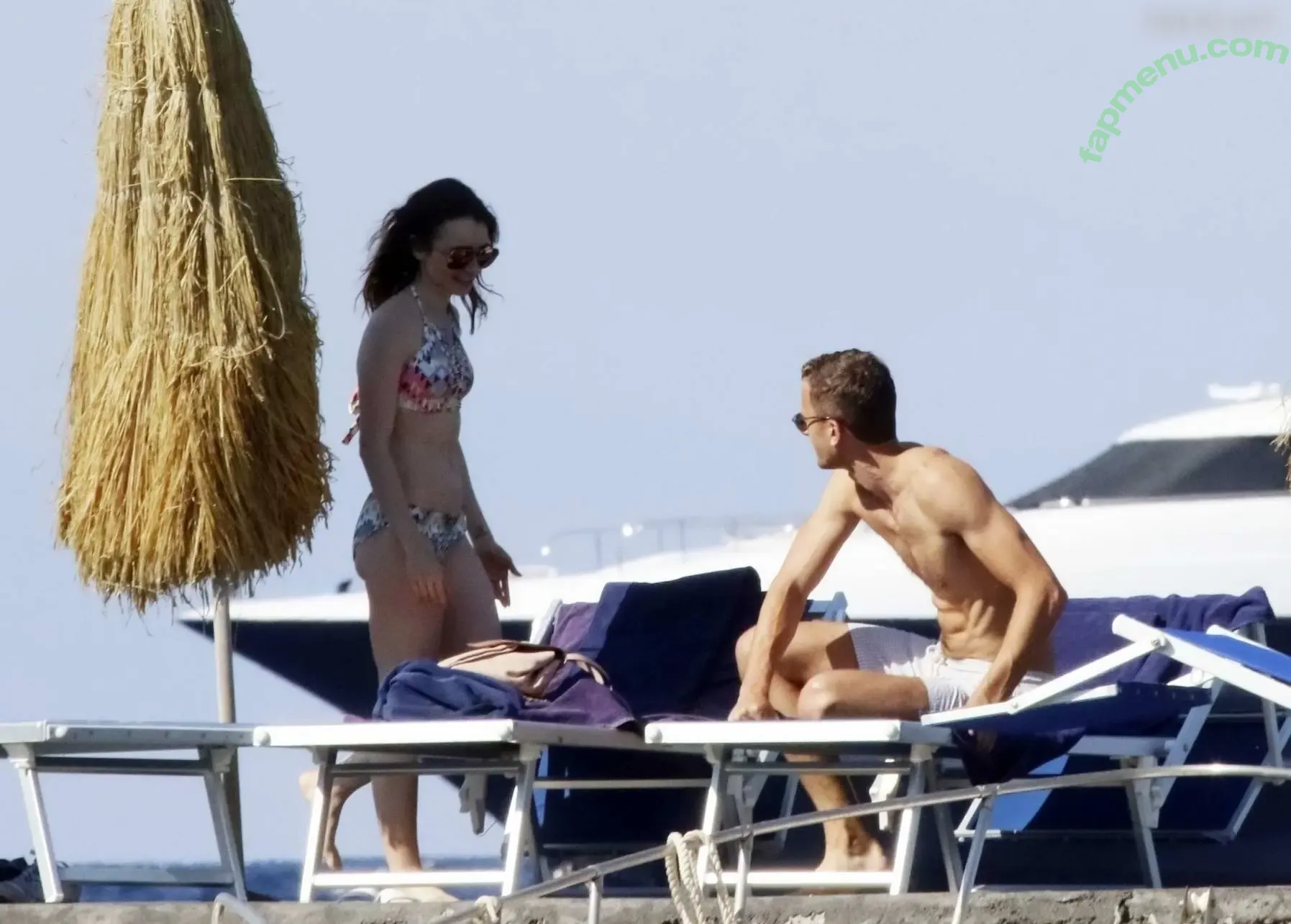 Lily Collins nude photo #1186 (lilyjcollins)