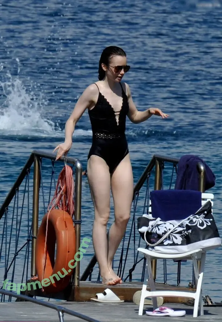 Lily Collins nude photo #1212 (lilyjcollins)